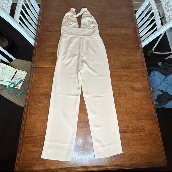 NWT Revolve X Chrissy Teigen Micah Jumpsuit  Neutral Minimalist Size Medium Sexy - Picture 14 of 15